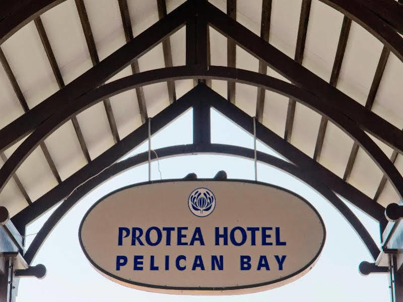 Protea Hotel By Marriott Walvis Bay Pelican Bay Exterior photo